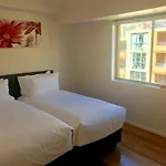 Liv Arena Apartments Darling Harbour
